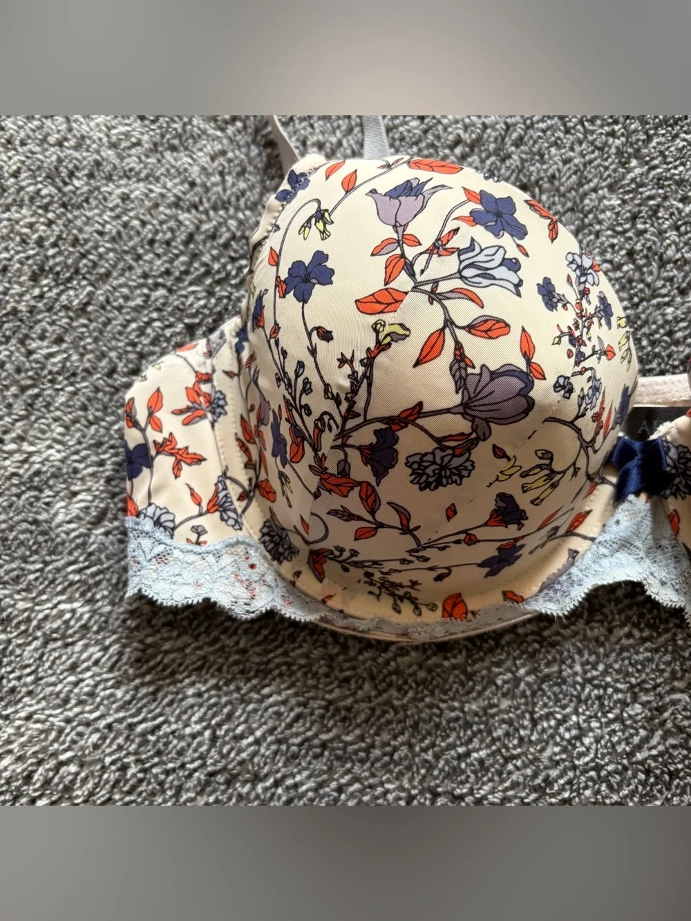 Adore Me Womens 38C Floral Print Lace Trim Bra Lightweight T-Shirt Underwire Bra